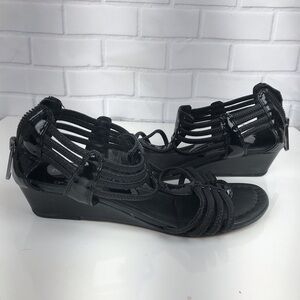 Donald J Pliner Dexi black patent wedge sandals 6